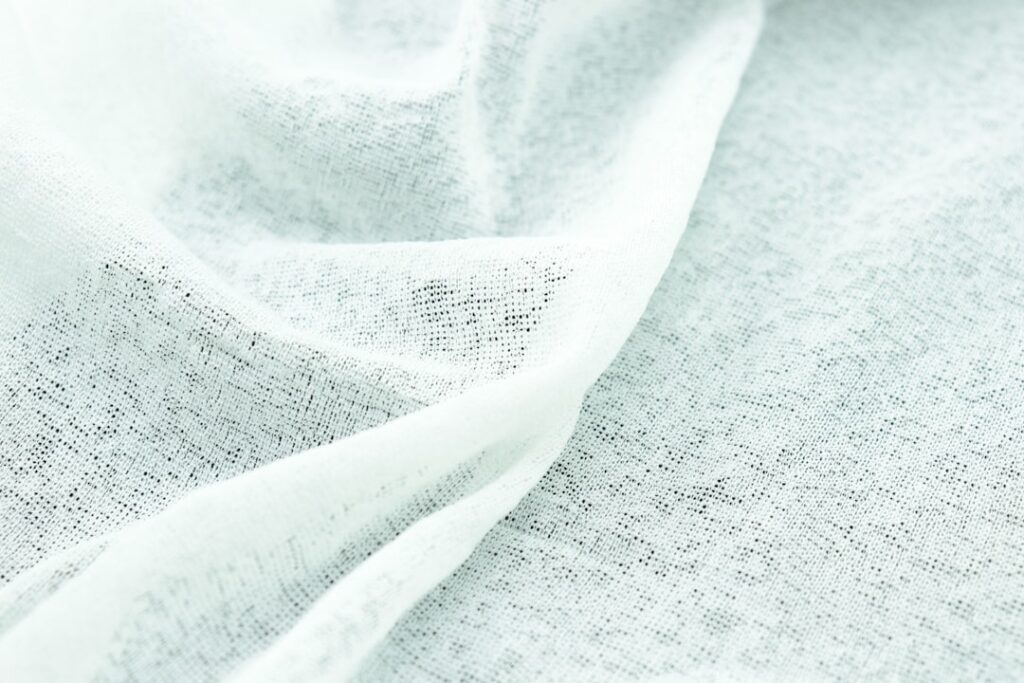 Stockflecken aus nicht waschbaren Textilien schonend entfernen